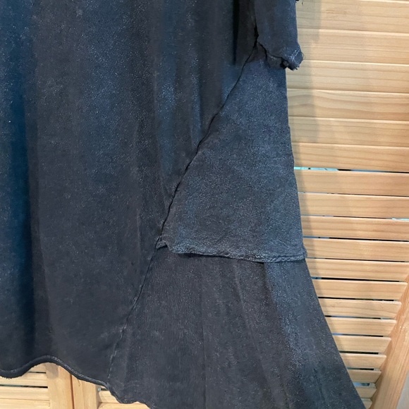 Altar’d State black top - Picture 5 of 6